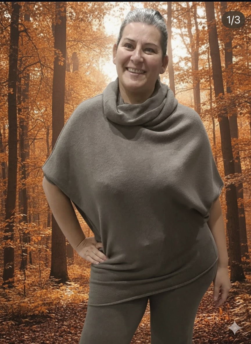 Maglione collo largo